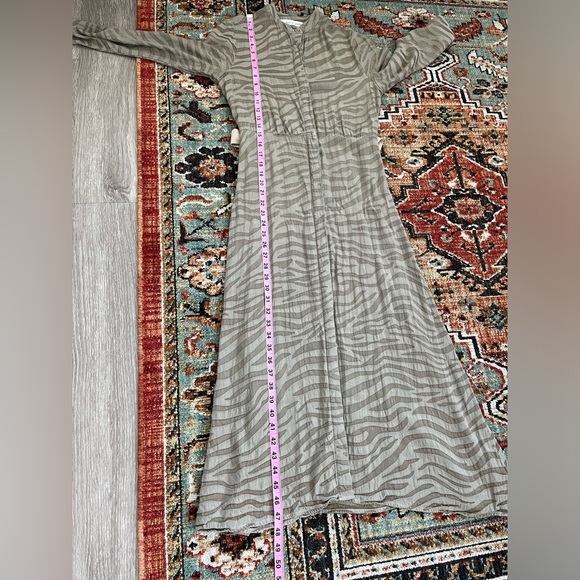 cloth & stone tiger striped button front midi long sleeve dress XS - Picture 10 of 10